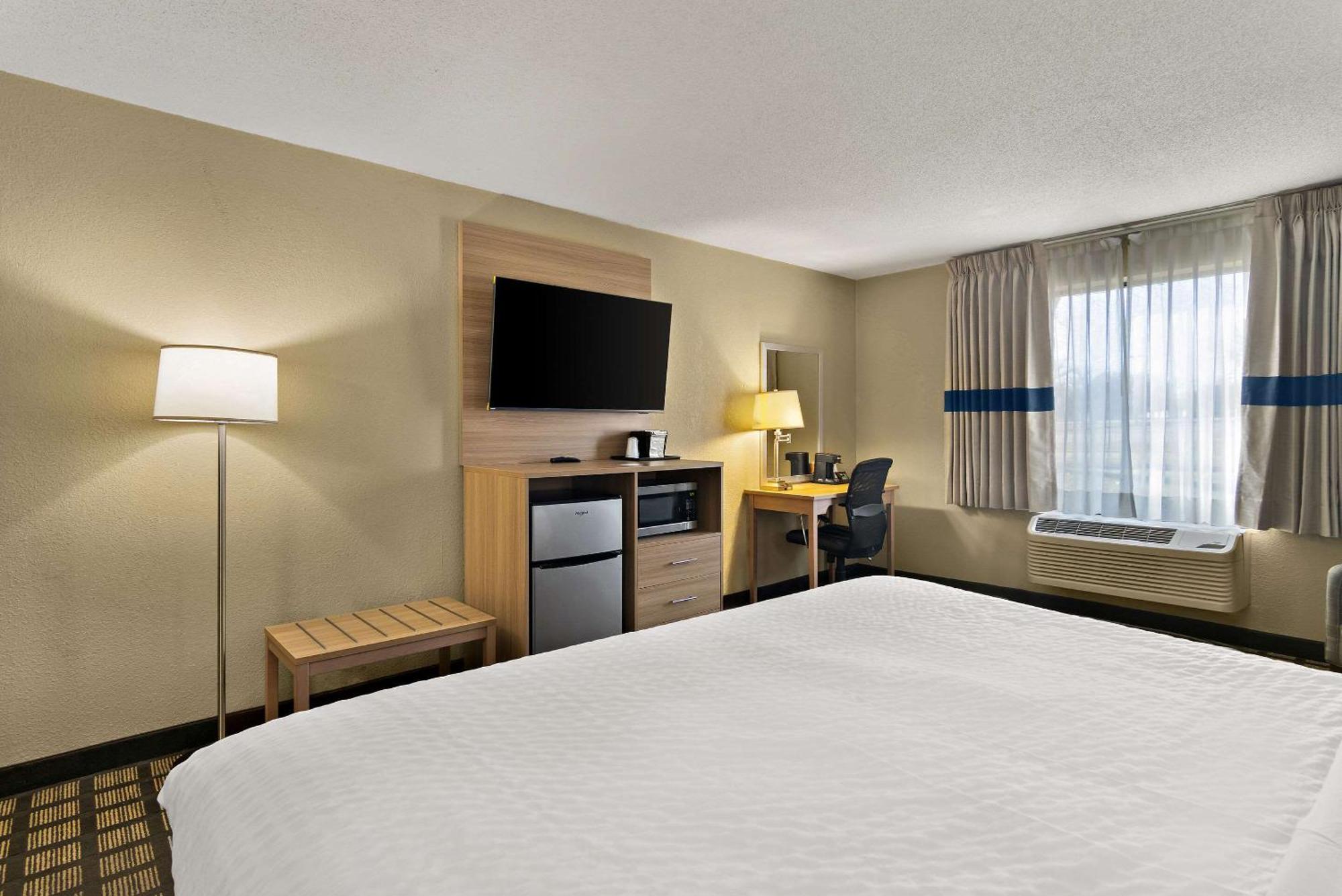 Clarion Pointe Bloomington-Normal Near I-55 And University Kültér fotó