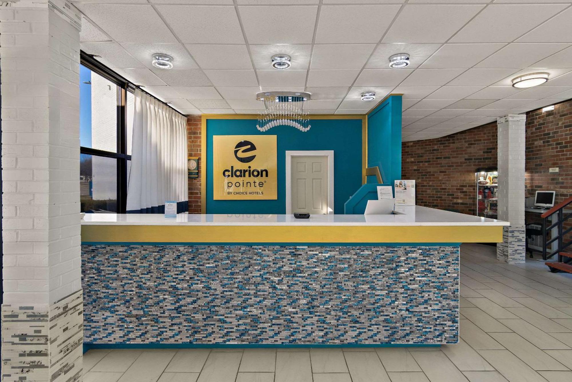 Clarion Pointe Bloomington-Normal Near I-55 And University Kültér fotó